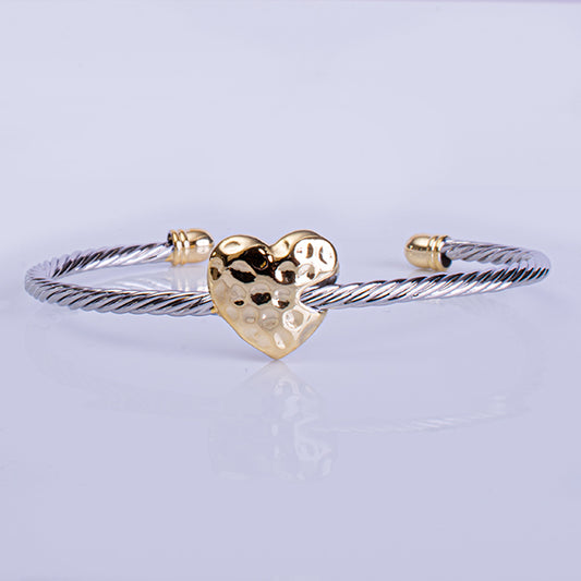 Hammered Heart Station Bangle